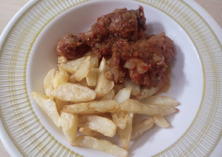 How to Prepare Super Quick Homemade Chips n chicken sauce