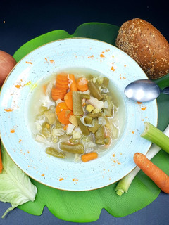 Una foto de Sopa de verduras