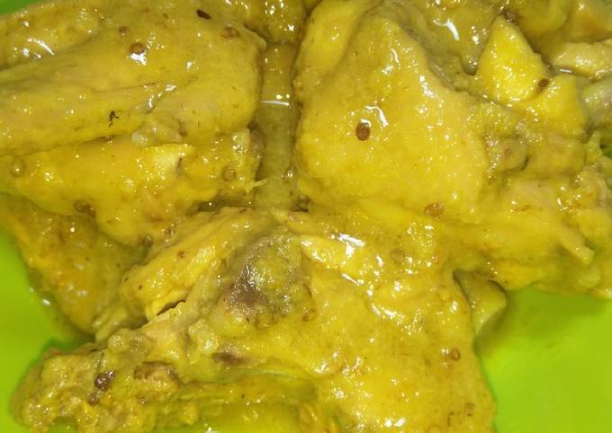 Resep Ayam goreng bumbu kuning oleh Rizky Rismawati - Cookpad