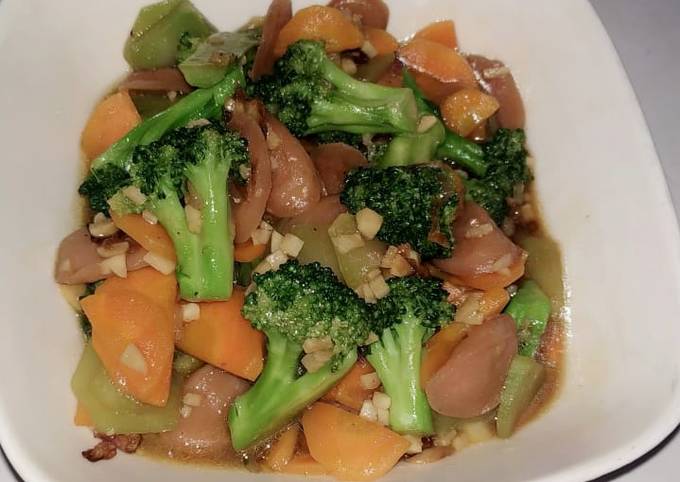 Langkah Mudah untuk Menyiapkan Brokoli Saos Tiram, Enak Banget