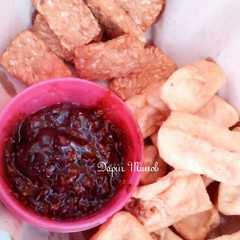 A picture of Sambel Petis Tahu Goreng.