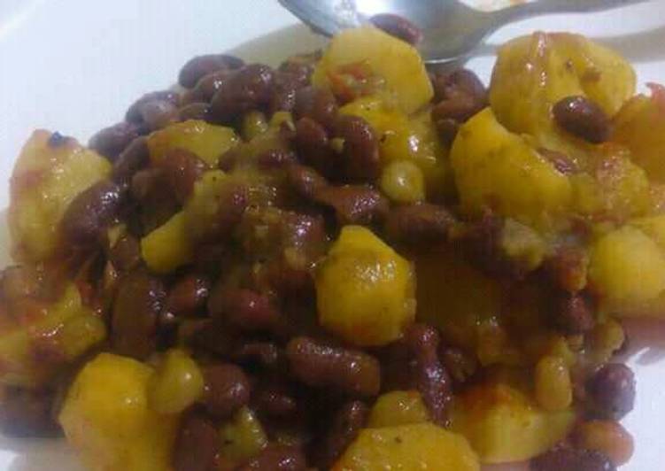 Recipe of Homemade Mix potatoes and beans stew