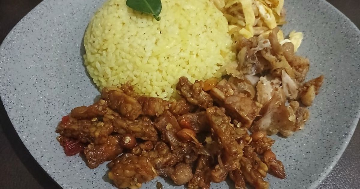 Nasi Kuning Magicom