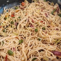 A picture of Hakka Noodles.
