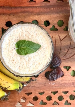 A picture of Power up Banana 🍌 Dates Milkshake.