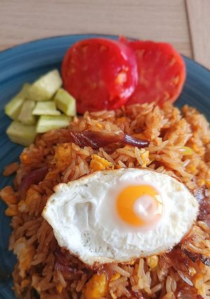 Foto resep Nasi Goreng Pulau Brunei khas Brunei Darussalam dengan Telur