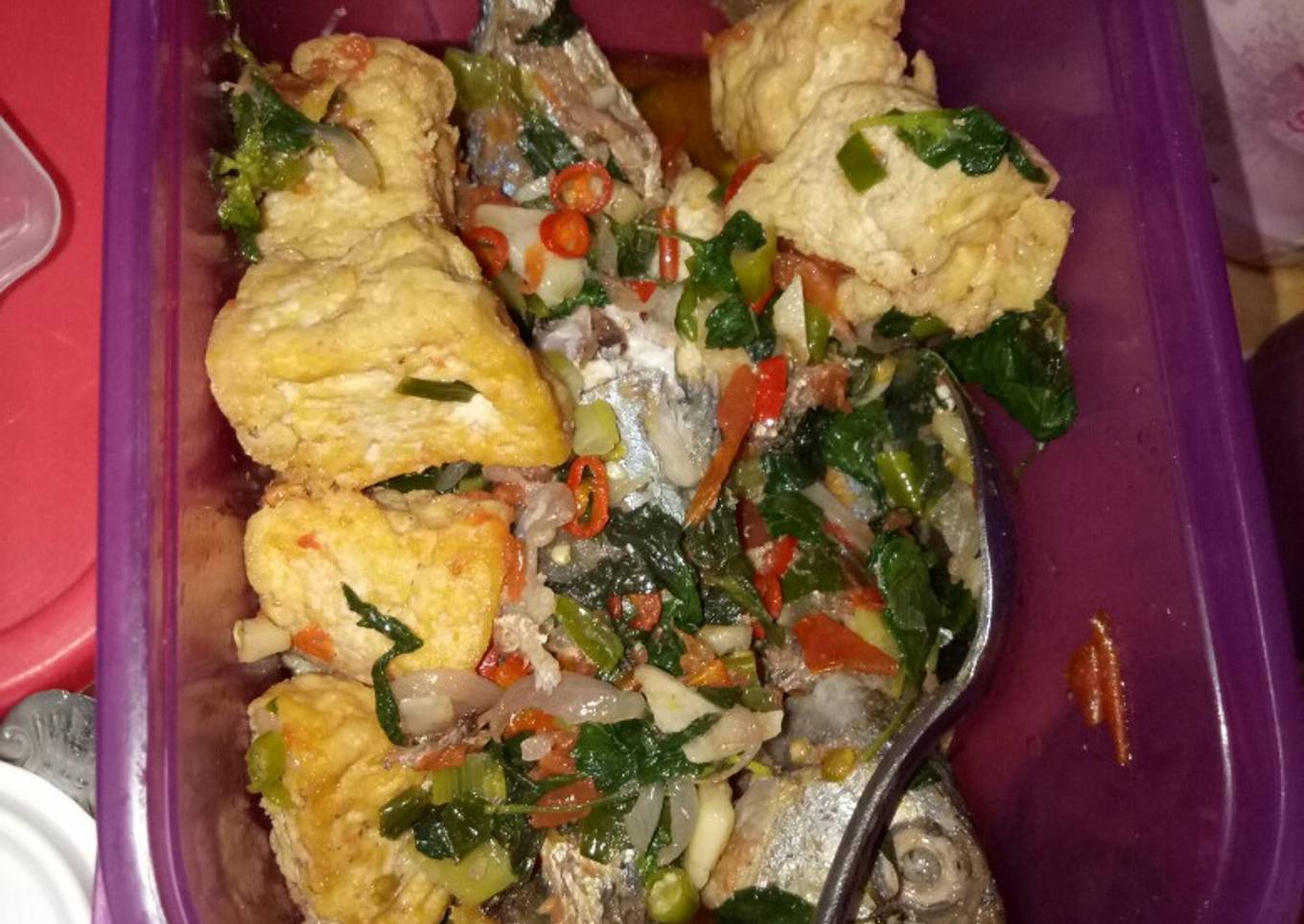 Ikan Kembung & Tahu Sambel Tomat Kemangi / Sambal Woku