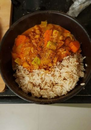 A picture of Coconut milk curry.