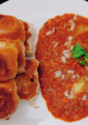 A picture of Pav bhaji.