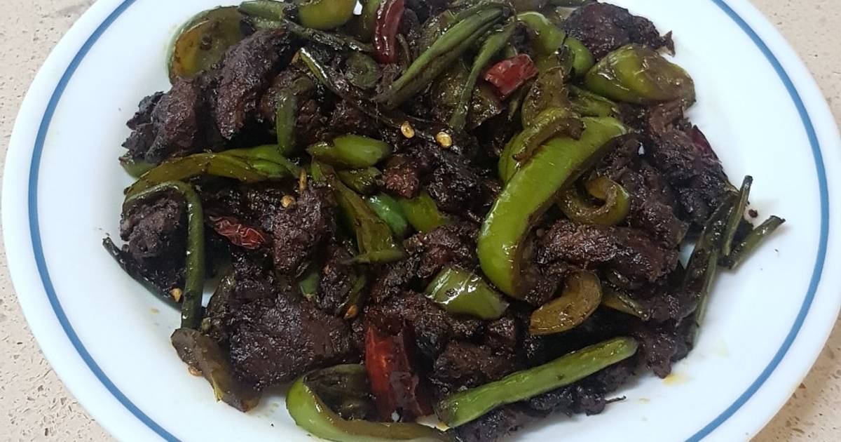 Spicy Beef stir fry Recipe by Jhansi - Cookpad