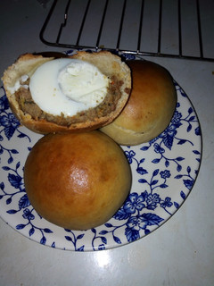A picture of Minced meat egg roll.