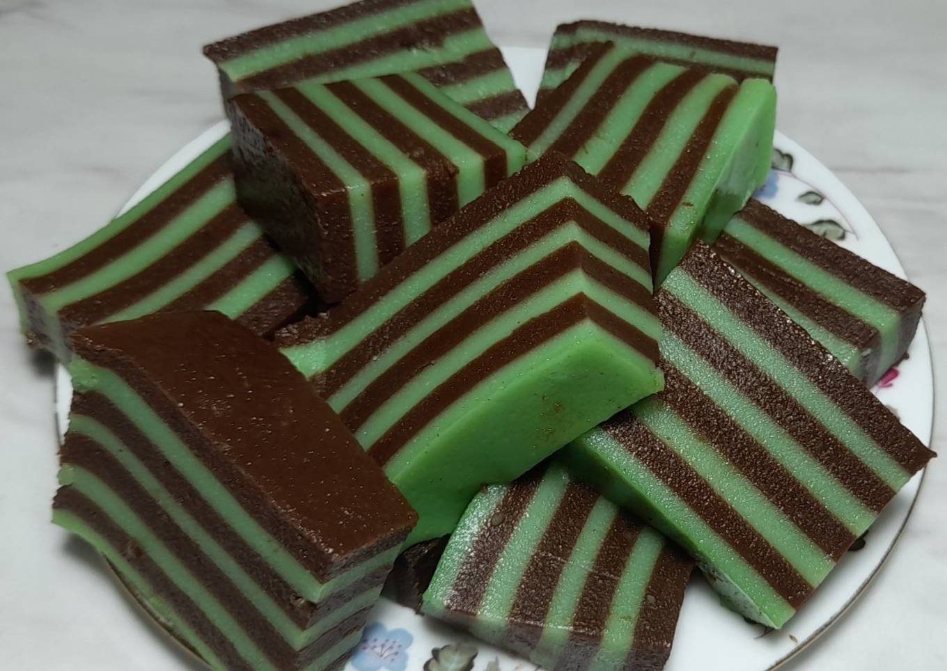 Kue Balapis Manado