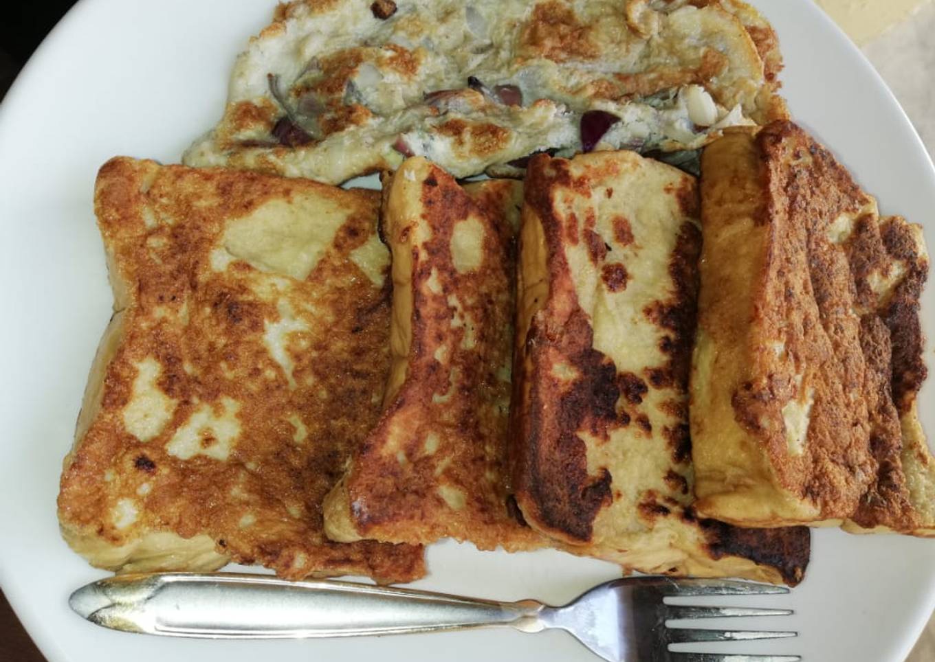 Fried bread with egg