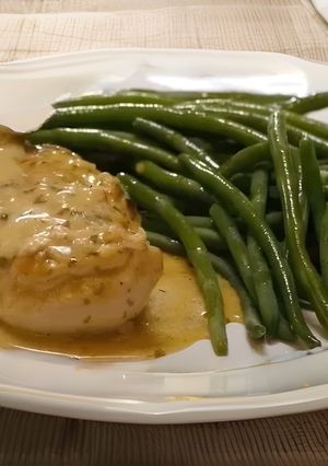 Une photo de Poulet à l'Estragon et au Vin Blanc