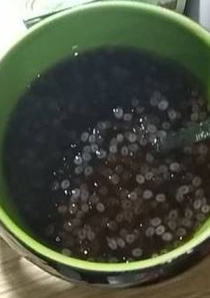 Hình của món Chè hột é, đười ươi.