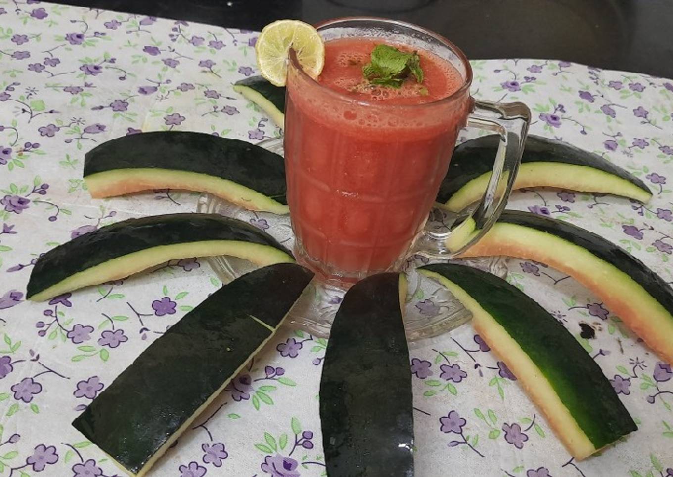 Watermelon ðŸ‰ lemon ðŸ‹ mint leaves juice