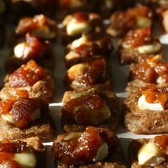 A picture of Baked brie bites.