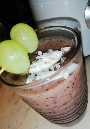 Vegyes gyümölcs smoothie recept fotója