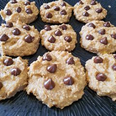 A picture of Healthy oat cookies.