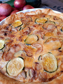 Foto principal de Tarta de cebolla y calabacín🥮🧅🥒