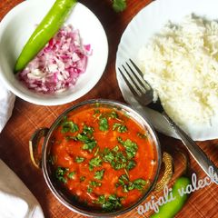 A picture of Kashmiri rajma masala.