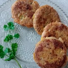 A picture of Chicken Shami kabab😋.