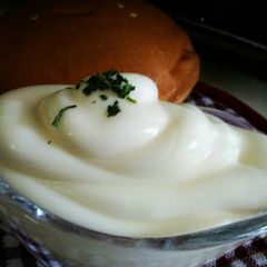 A picture of Eggless Mayonnaise.