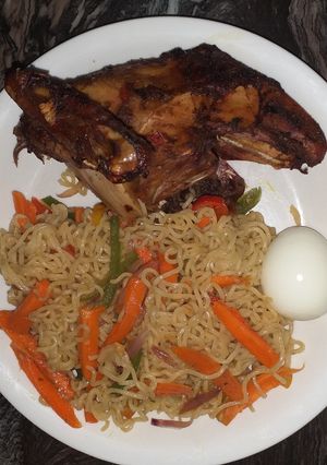 A picture of Stir fry noodles.