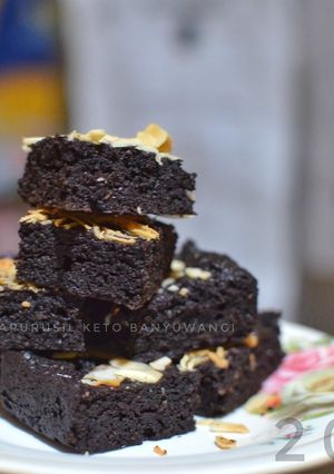 Foto resep Lowcarb Fudgy Brownies #ketofriendly