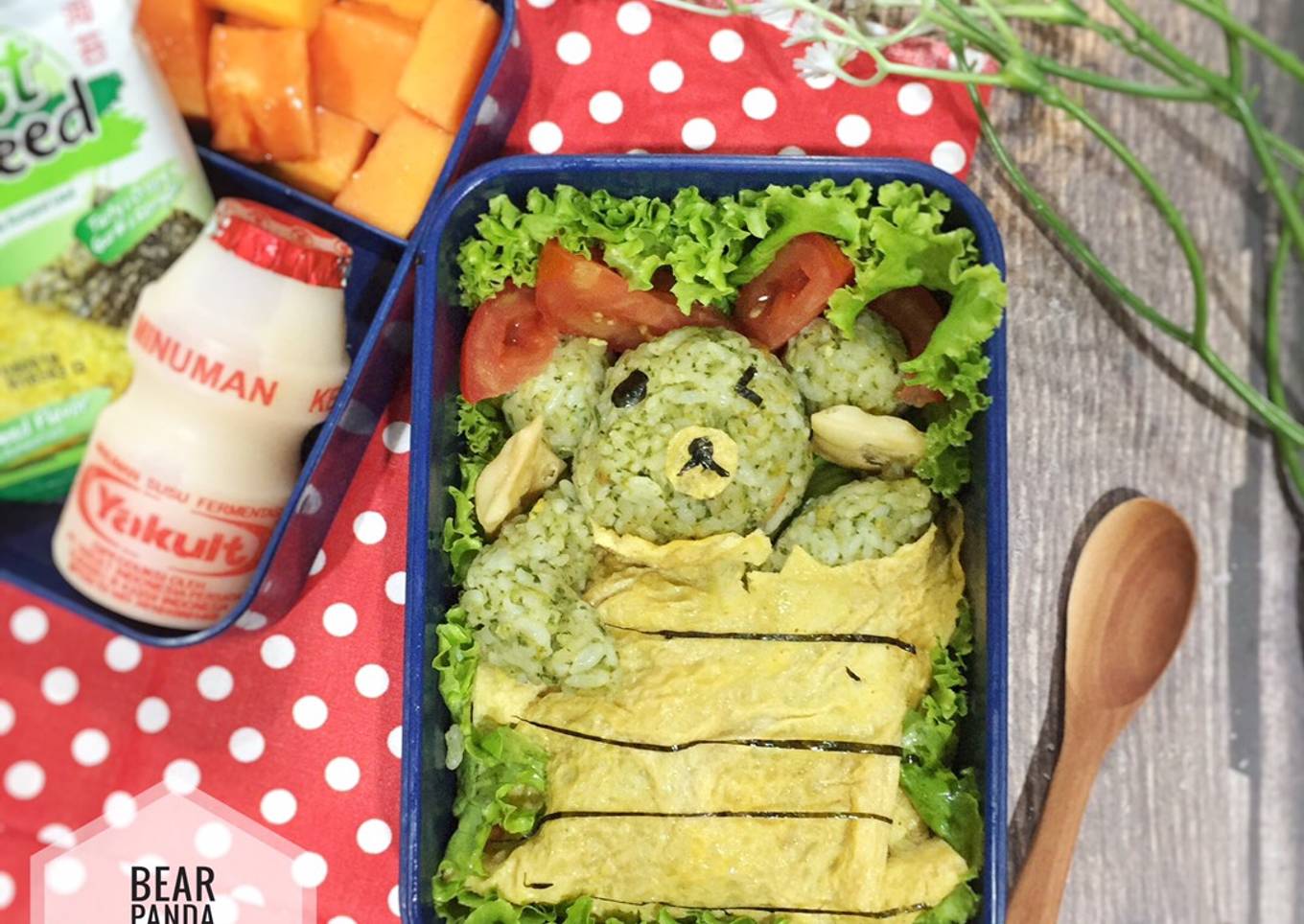 Bento bear nasi hejo bayam ide bekal anak - ide bento anak - kreasi bento anak