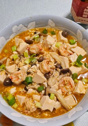 辣味蝦仁豆腐煲 的食譜成品照片