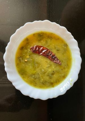 A picture of Dal Palak.