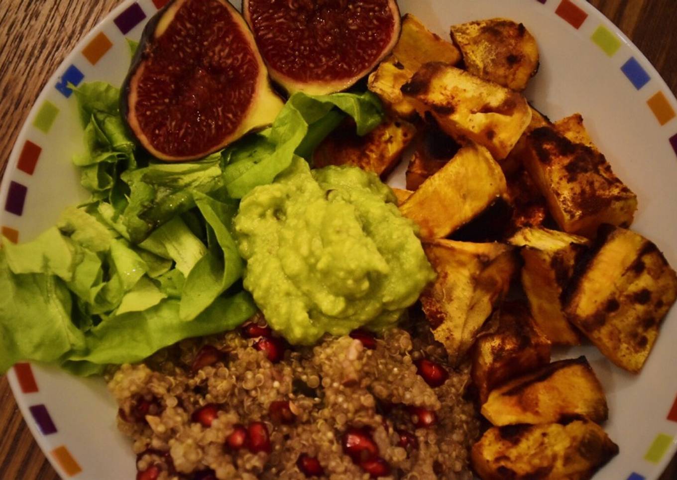 Boniato, quinoa, higos, granada, aguacate...un poquito de todo