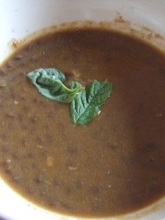 Una foto de Sopa novedosa de lentejas