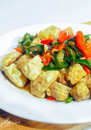 Foto resep Tumis Putih Telur Tempe Cabai Hijau