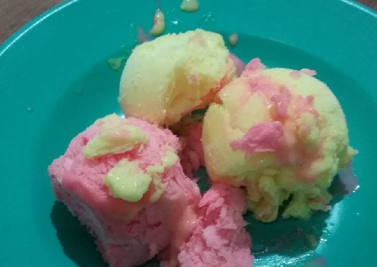 Bagaimana Menyiapkan 🍦Ice Cream Lembut (2 rasa)🍦 yang Enak Banget