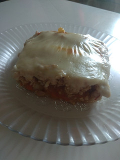 Una foto de Pastel de pollo y verduras