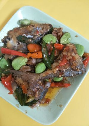 Foto resep Ikan Asin Peda oseng pete pedas