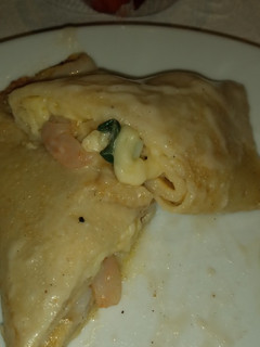 Una foto de Creps de camarón queso