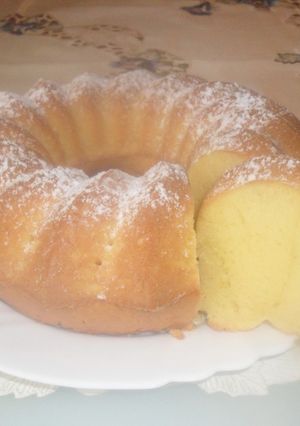 Tojáslikőrös kuglóf recept fotója