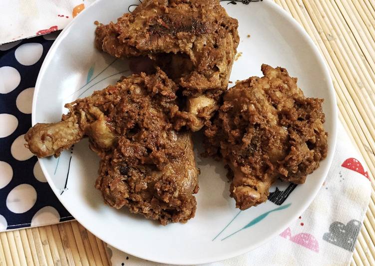 Resep Ayam bumbu rujak yang Sempurna