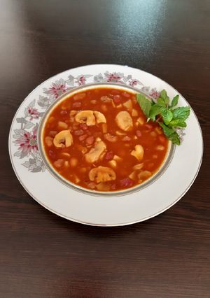 عکسی از دستور خوراک لوبیا باقارچ