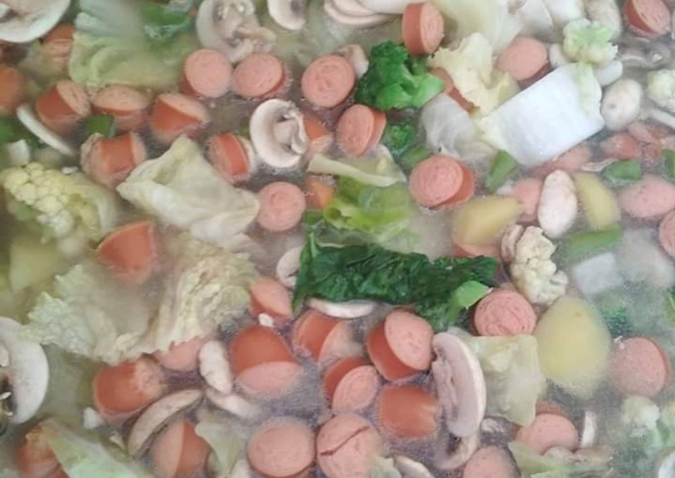 Sop sosis babi sangat sederhana