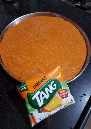 ऑरेंज काजुकतली TANG पावडर वापरून (orange kaju katli recipe in marathi) रेसिपी चे मुख्य फोटो 