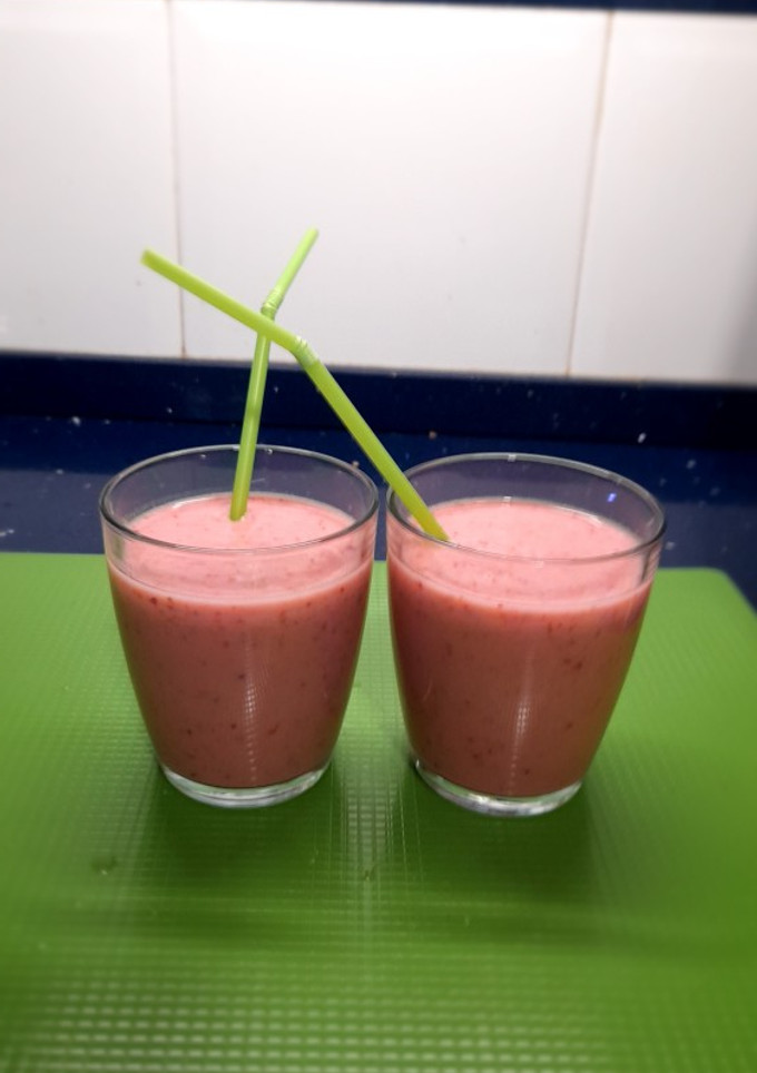 Una foto de Batido de fresa (Desayuno saludable)