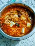 Sundubu Jjigae (Tahu, Enoki, Shitake, Kimchi)