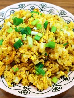 薑黃肉絲炒飯（強化免疫力） 的食譜成品照片