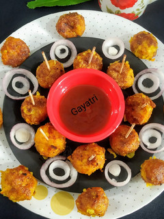 पनीर पोटैटो बॉल्स (paneer potato balls recipe in Hindi) रेसिपी मुख्य फोटो