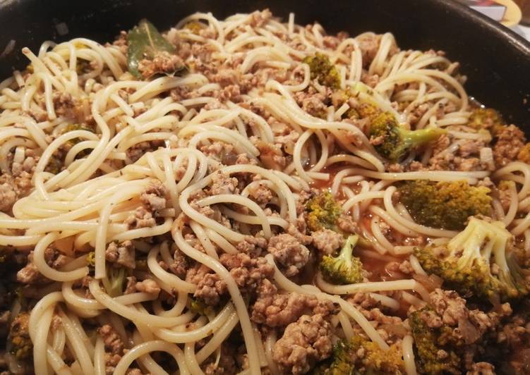 Brokkolis spagetti
