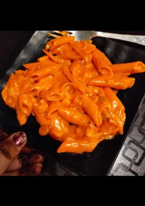 A picture of Red sauce pasta.
